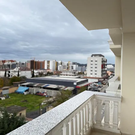 Appartamento Modern 2-bed Near Tirana And Airport With Balconies Kamez